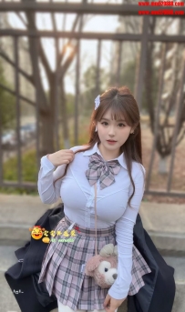 小羽 台北/新北可約 台日混血學生妹 | 158cm | 21歲 | D奶 主動熱情 配合度爆表～
