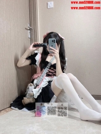 雙北推薦“       朵妮 155.43.C.19歲  稚嫩臉蛋  身材凹凸有致