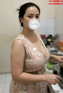 佳棠 160-55-H-35歲 風騷熟女 床上超會玩 奶子又大又軟  下面水多