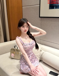 學生妹推薦   小喬 158cm 45kg D 21歲  大眼睛 五官精緻 標準身材